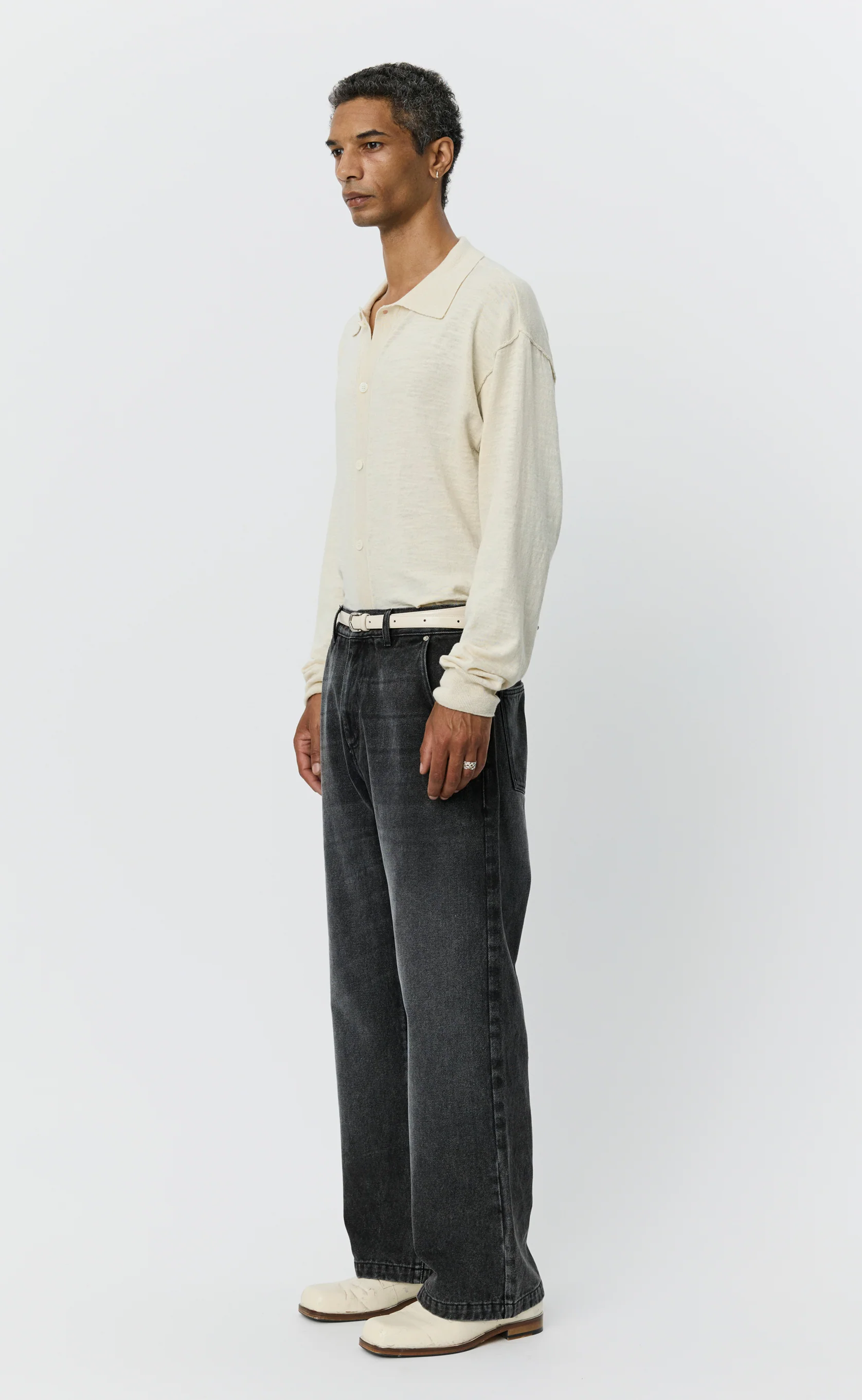 Straight Cut Jeans - Stonewashed Black - Image 3